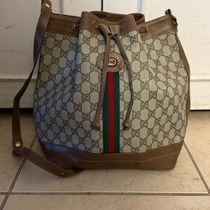 vintage Gucci monogram bucket bag